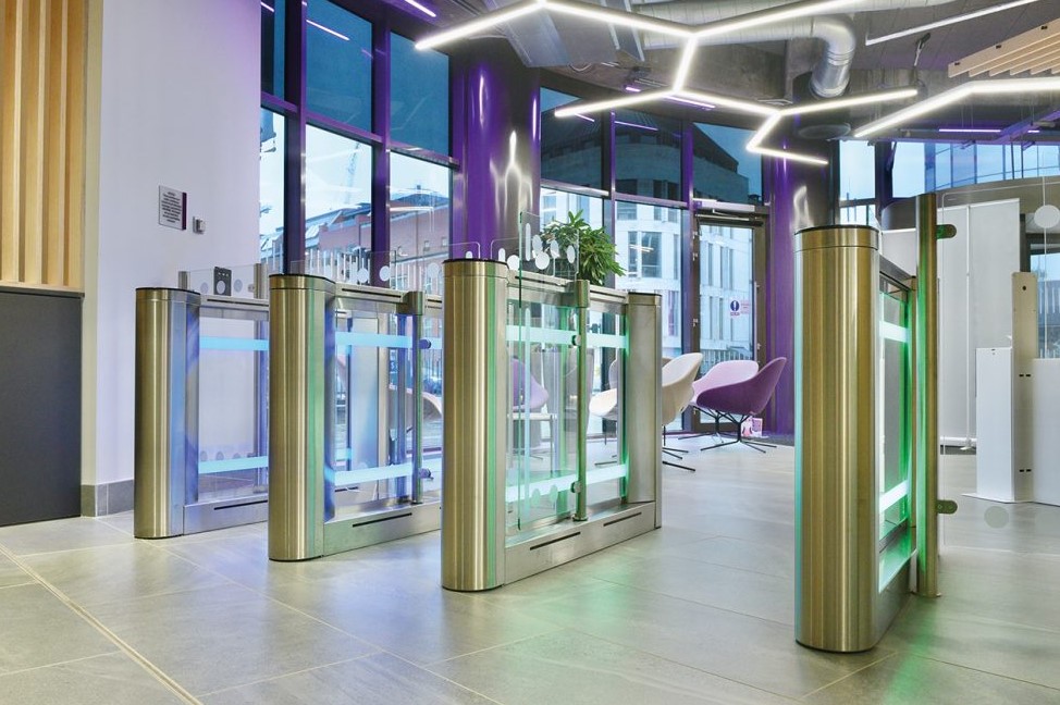 speed lane turnstiles with access control